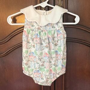 BABY CLUB CHIC Onesie 3-6M wash wear